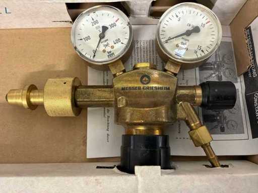 Messer Griesheim Constant 2000 pressure regulator