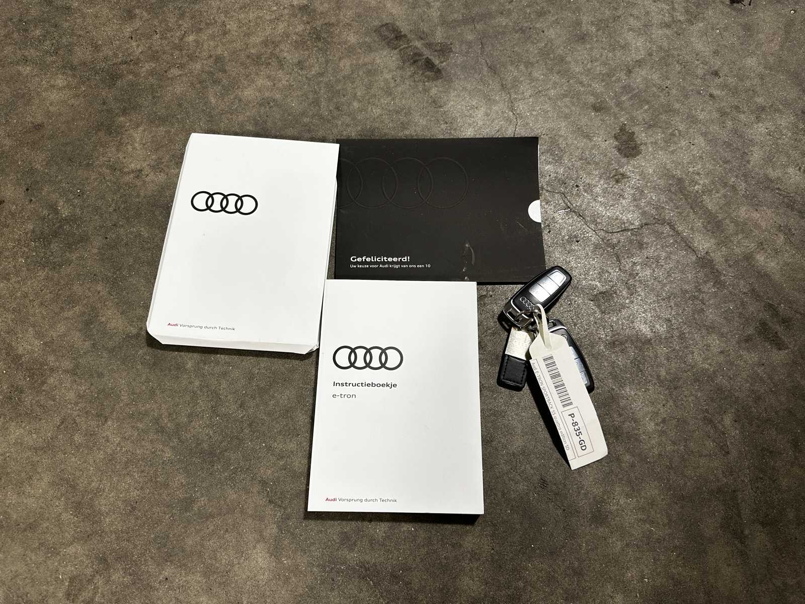 Audi e-tron Sportback 55 quattro edition 95 kWh 408pk 2022 (Origineel-NL + 1e eigenaar), P-835-GD