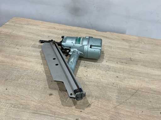 Hitachi NR83AA Pneumatico