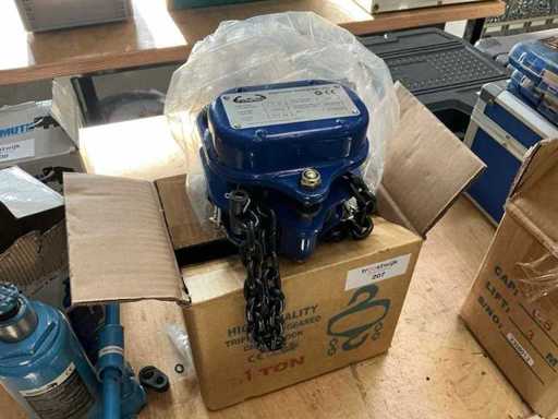 2025 Torso CB10C Chain Hoist