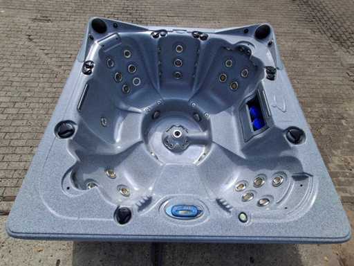 Jacuzzi i spa na ?wie?ym powietrzu