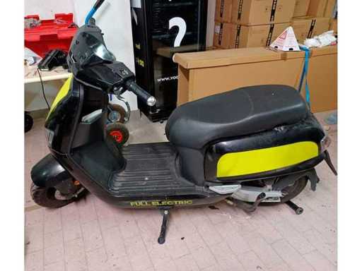 SUNRA ROBO S Electric Scooter