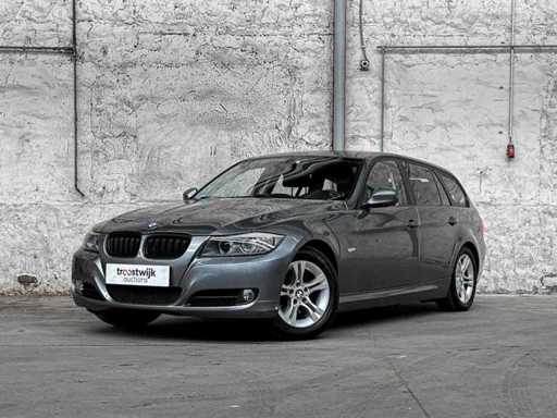 BMW 318i Touring Corporate Lease Luxury Line 136hp 2011 (Original-NL) 3-series, 51-SKX-6