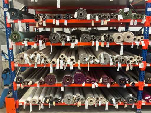 Vari rotoli di tessuto / tessuto Discover per tappezzeria (150x)