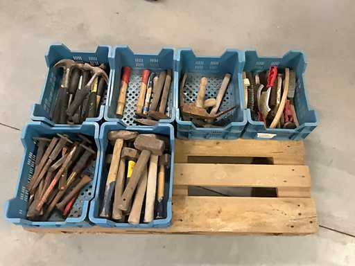 Hammers, axes and wire brushes