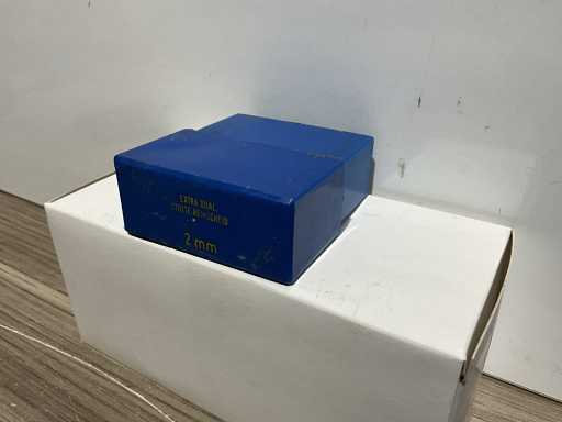 Remscheid furat - 2mm - Litere perforate