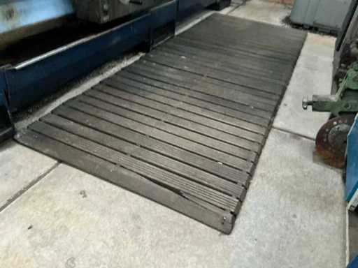 Machine running belt (2x)