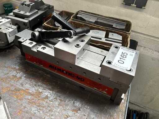 SAURER ALMA - Vice de la machine