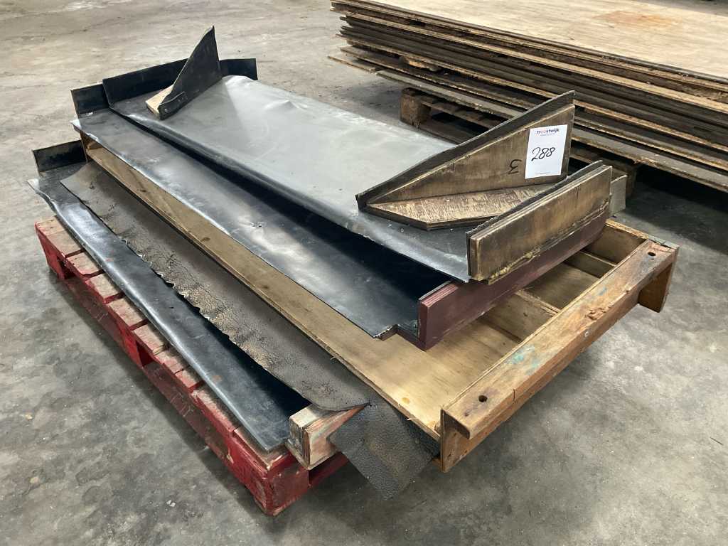 Conveyor belt spout (4x)