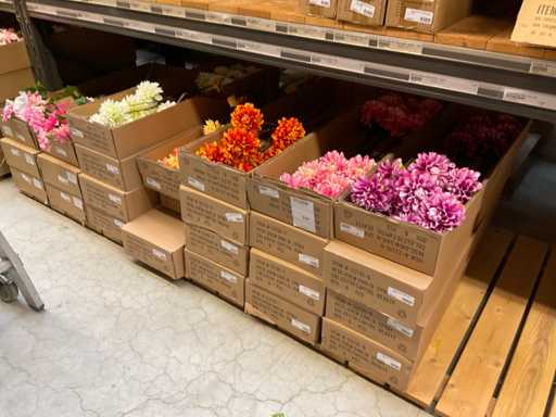 Lot de fleurs artificielles