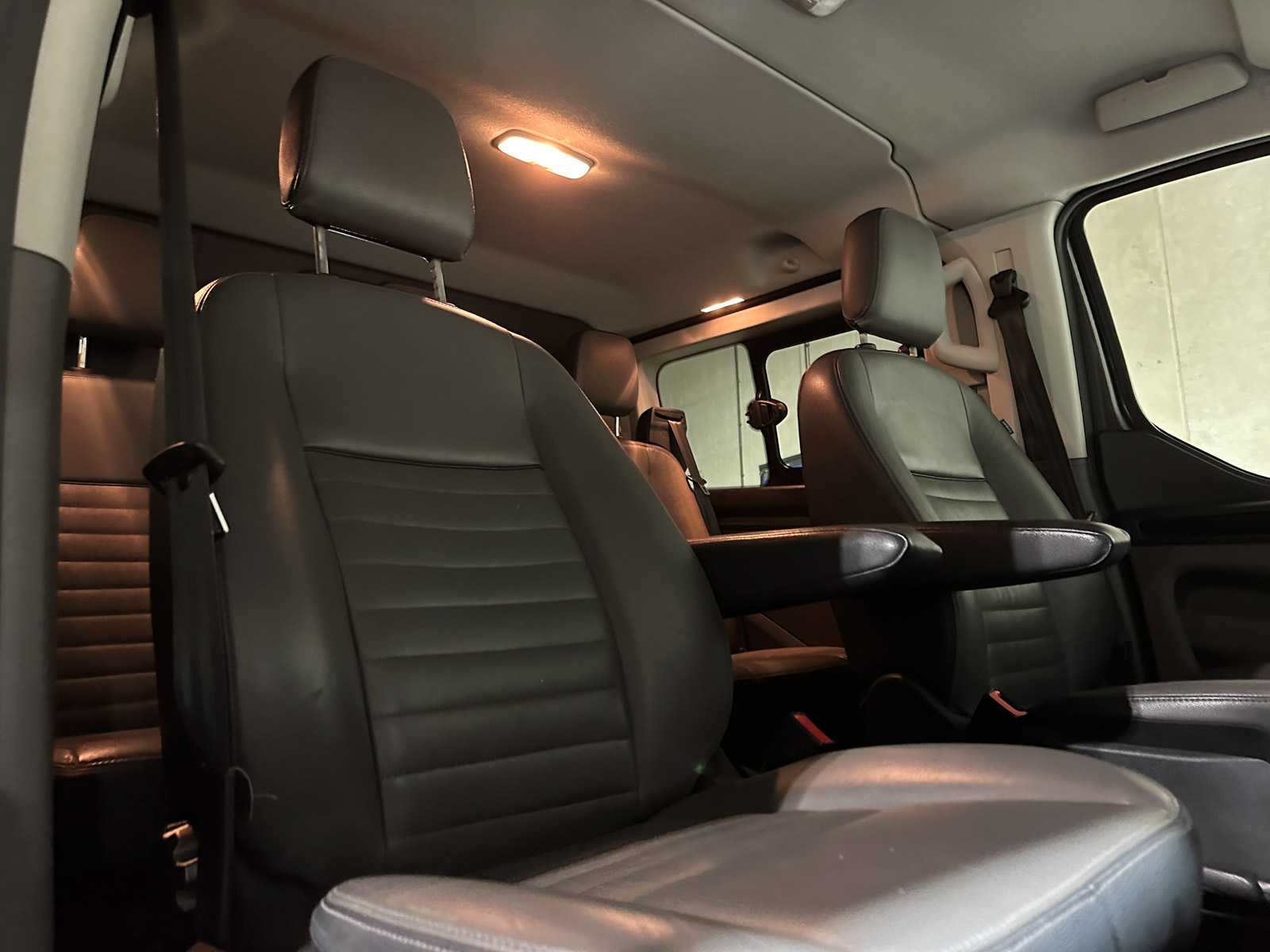 Ford Transit Custom 300 2.0 TDCI Dubbele Cabine Limited L2H1 168pk 2020 (Origineel-NL), VHD-70-G