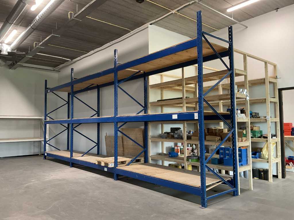 Pallet racking (3 sections)