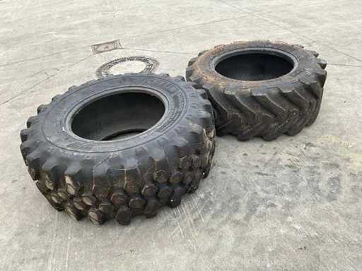 Verschiedene Reifen (2x)