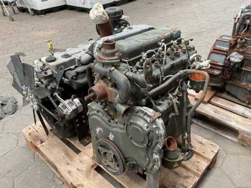 Silnik Diesla Perkins T4.236
