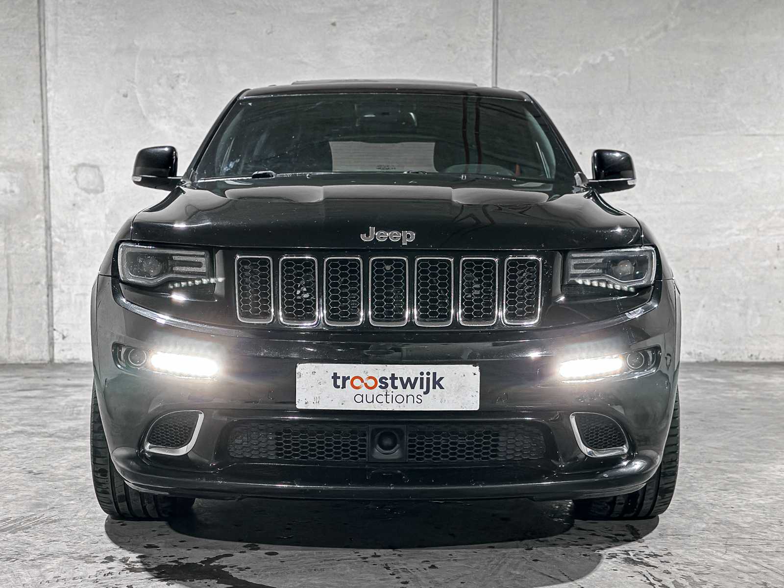 Jeep Grand Cherokee 6.4 V8 SRT8 468hp 2014, VH-541-B Commercial Vehicle