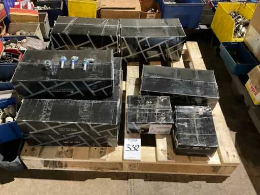 Hydraulische Säulen + Presshülsen