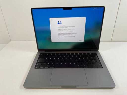 Apple MacBook Pro 14", Apple M1 Pro, 16 GB RAM, 500 GB NVMe Laptop