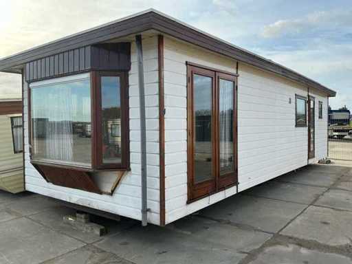 Standing Caravan Caravan