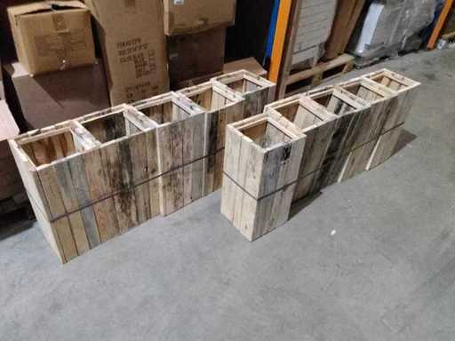 Tall wooden flower boxes (10x)