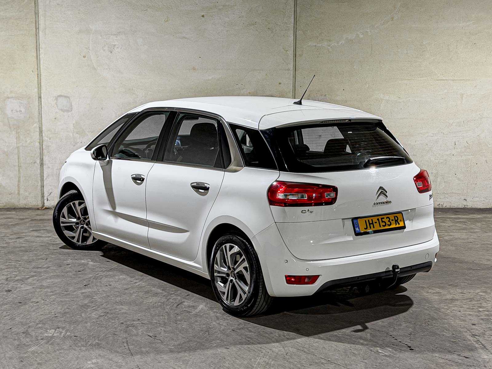 Citroen C4 Picasso 1.2 PureTech Selection 131pk 2015, JH-153-R