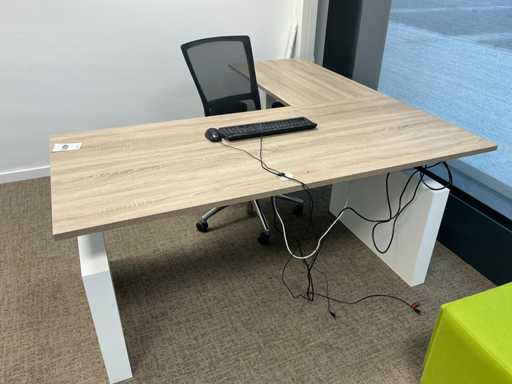 Biurko narożne Schaffenburga