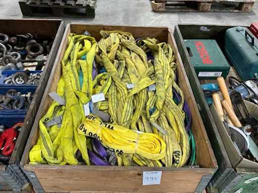 Batch of lifting straps