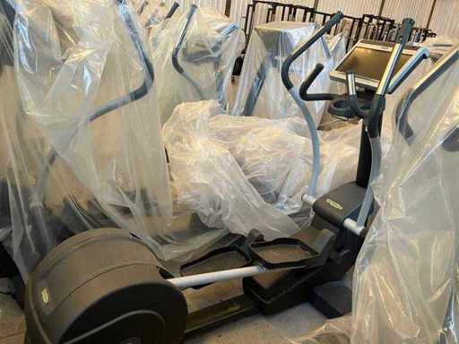 TECHNOGYM - Excite Synchro 700 Unity 2 - Black - Elliptical Trainer