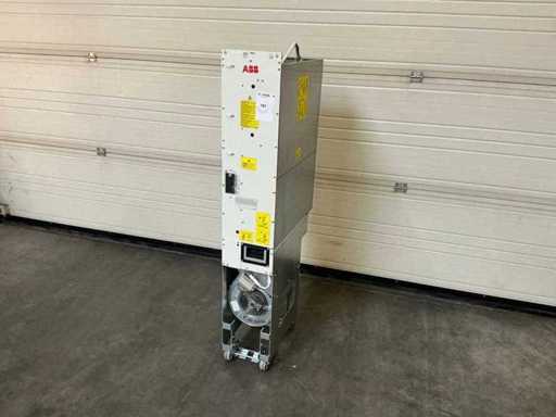 ABB ACS800 Frequentieregelaar met line converter
