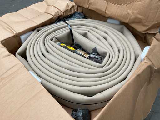 Fire hose (8x)