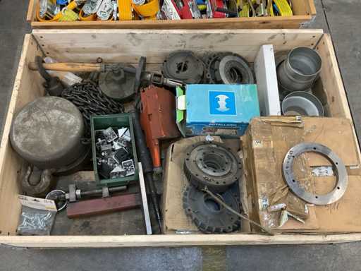 Partia części maszynowych