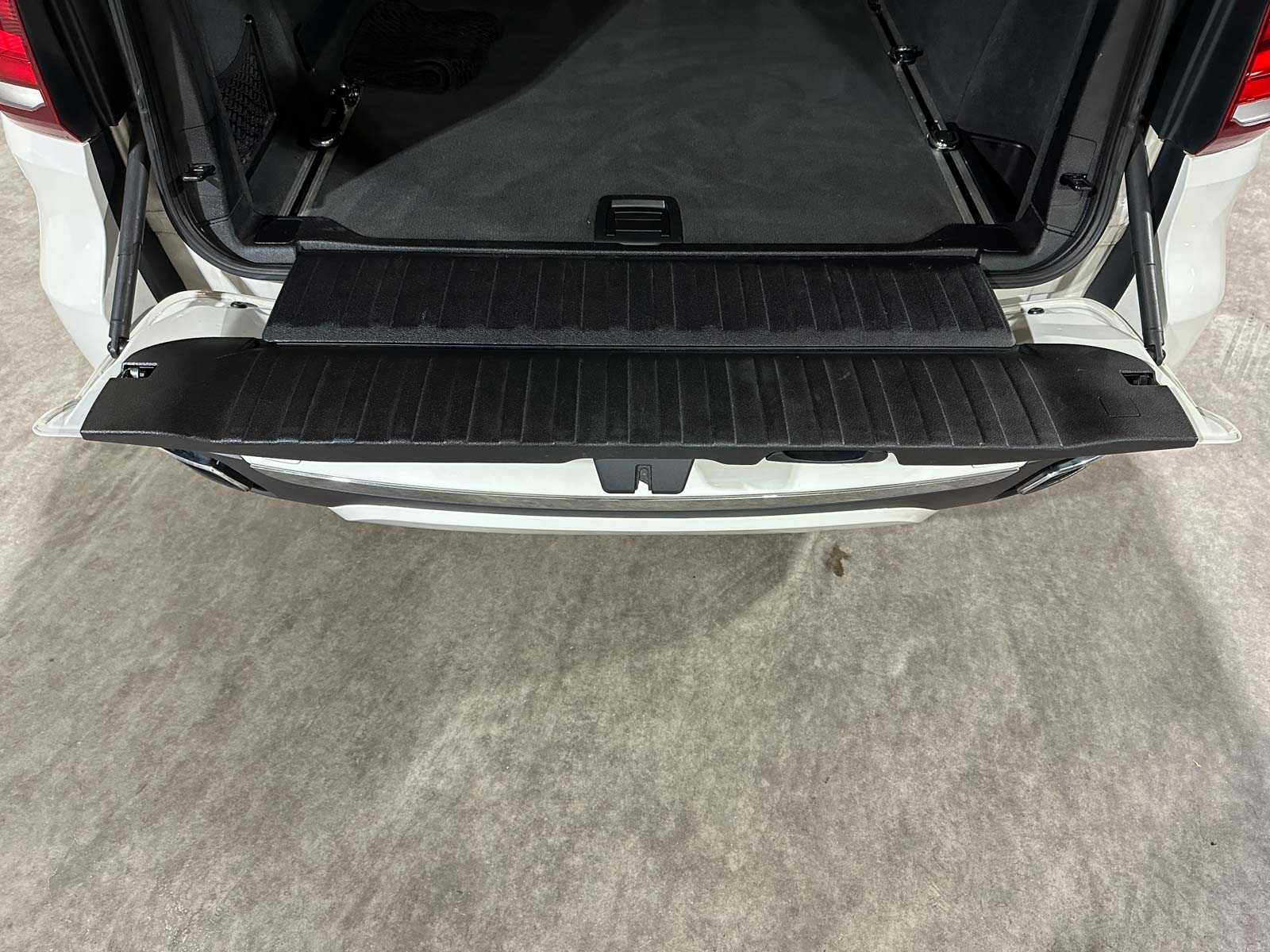 BMW X5 xDrive50i 4.4 V8 High Executive 449pk 2014, J-094-RR