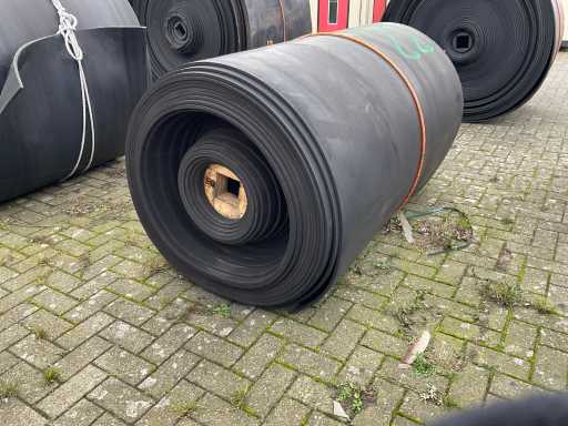 Rouleau en caoutchouc 60 mètres