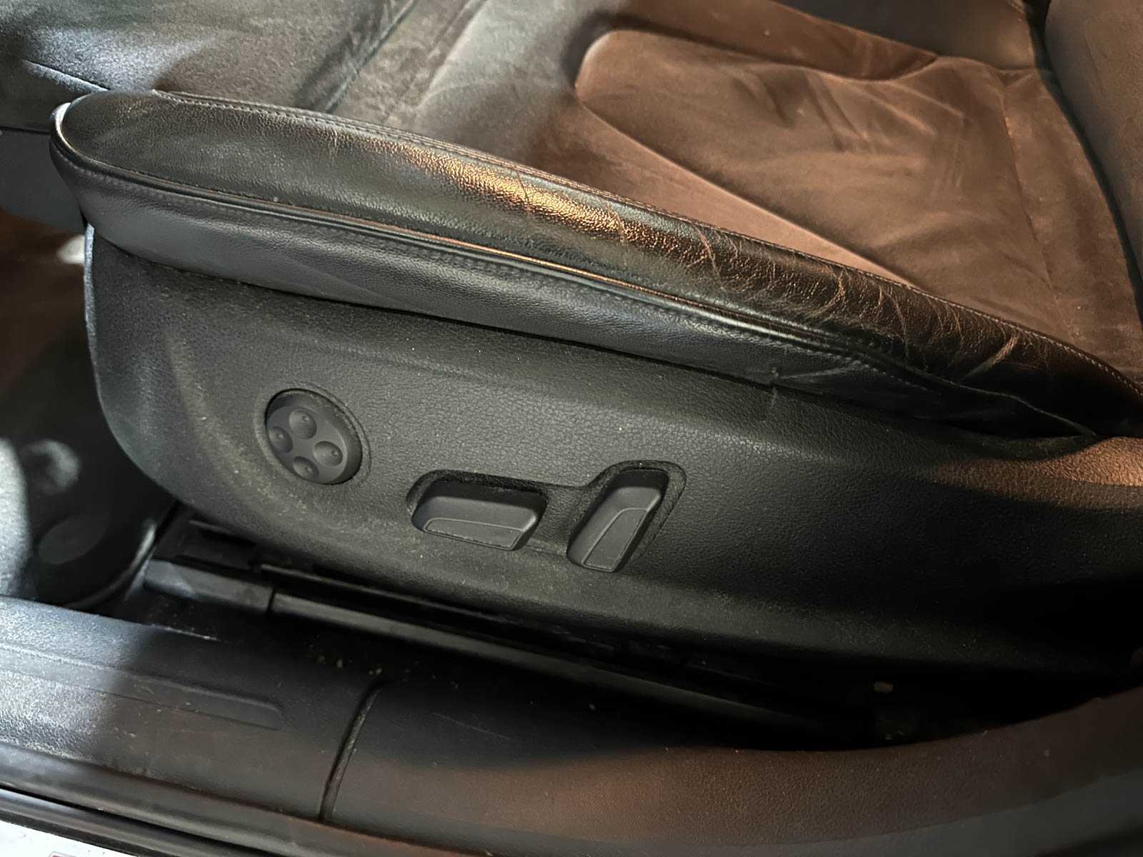 Audi S4 Avant 3.0 TFSI V6 Quattro Pro Line 329pk 2011 (Origineel-NL), 70-PZR-2