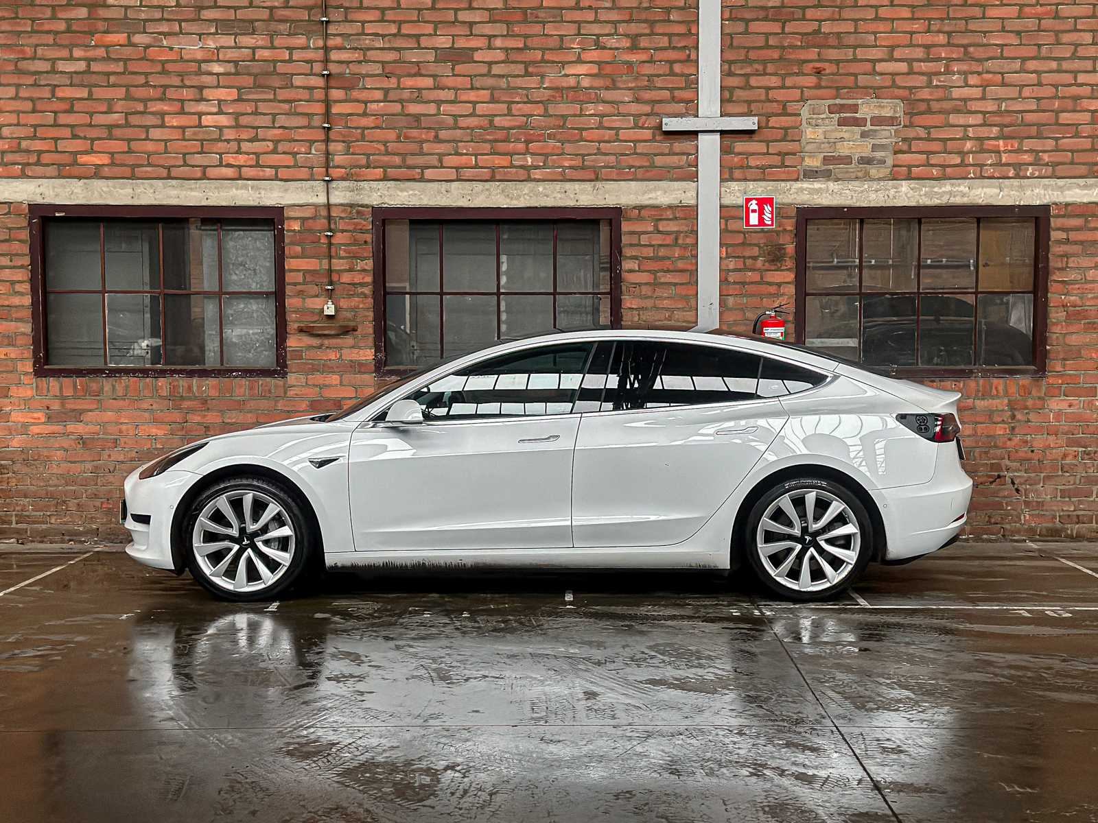 Tesla Model 3 Stnd.RWD Plus 60 kWh 238pk 2020, K-215-FG