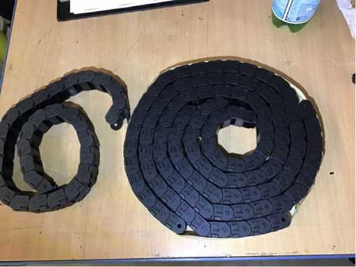 Posten Kabelschlepp / Energieketten