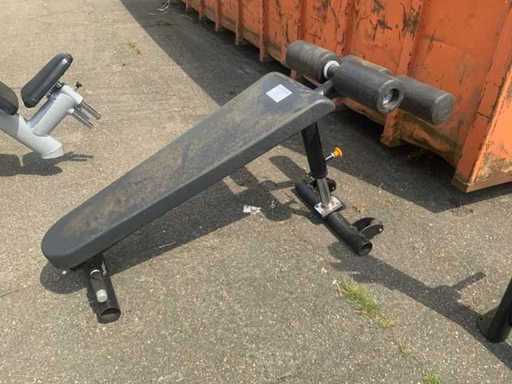 Matrix Aura G3 abdominal bench Krachtstation