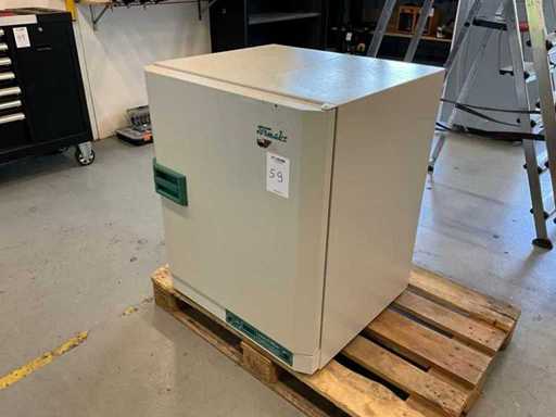 Incubator de laborator Termaks B 8133