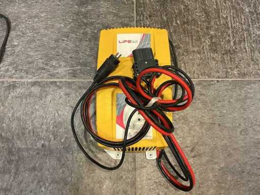 Hawker - 24V 80A - Batterieladegeräte