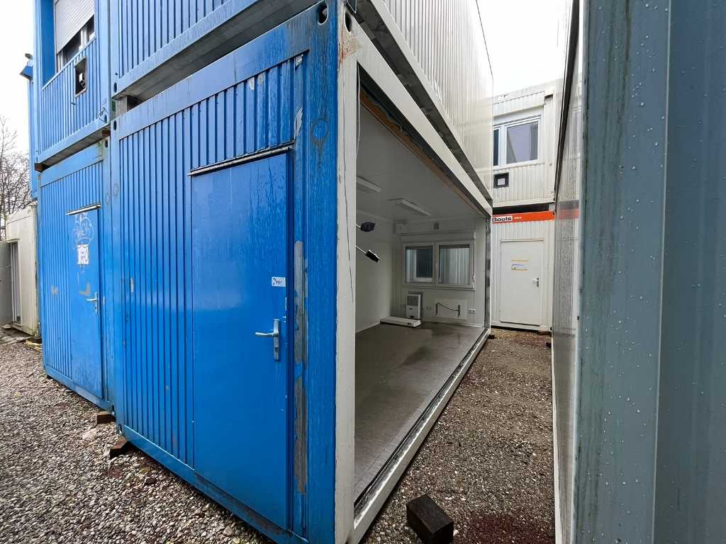 KOMA - 20' - Office container - open on the right side
