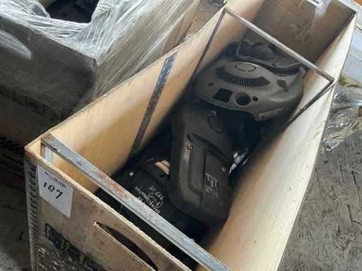 Lot of bonnets - Outboard motor