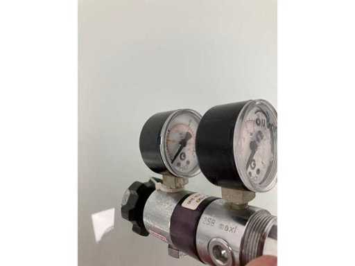 Gas neutro - Regolatore di pressione 9