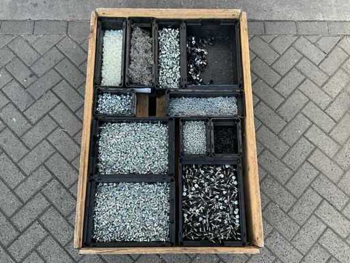 Lot - Würth - Construction and fastening material