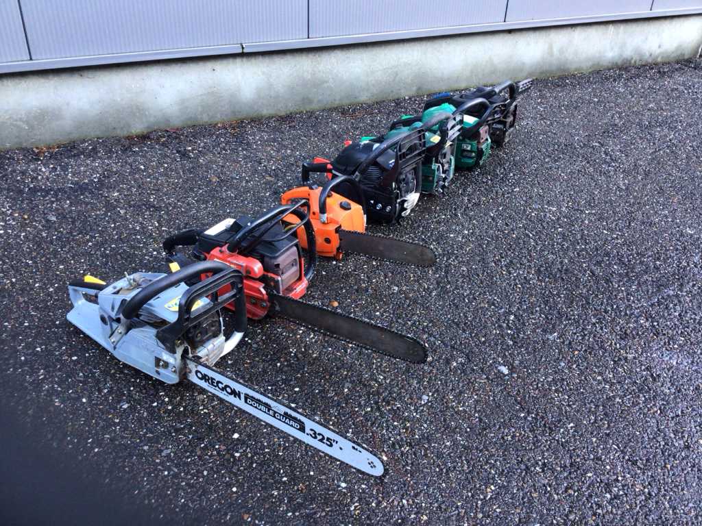 Various brands of Batch Chainsaw (7x)