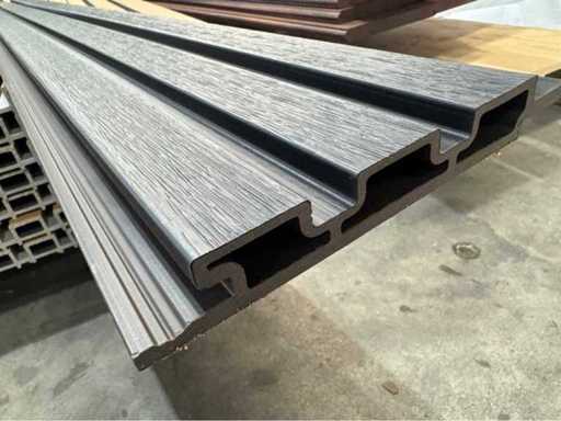 Kompozytowa deska elewacji () (60x)