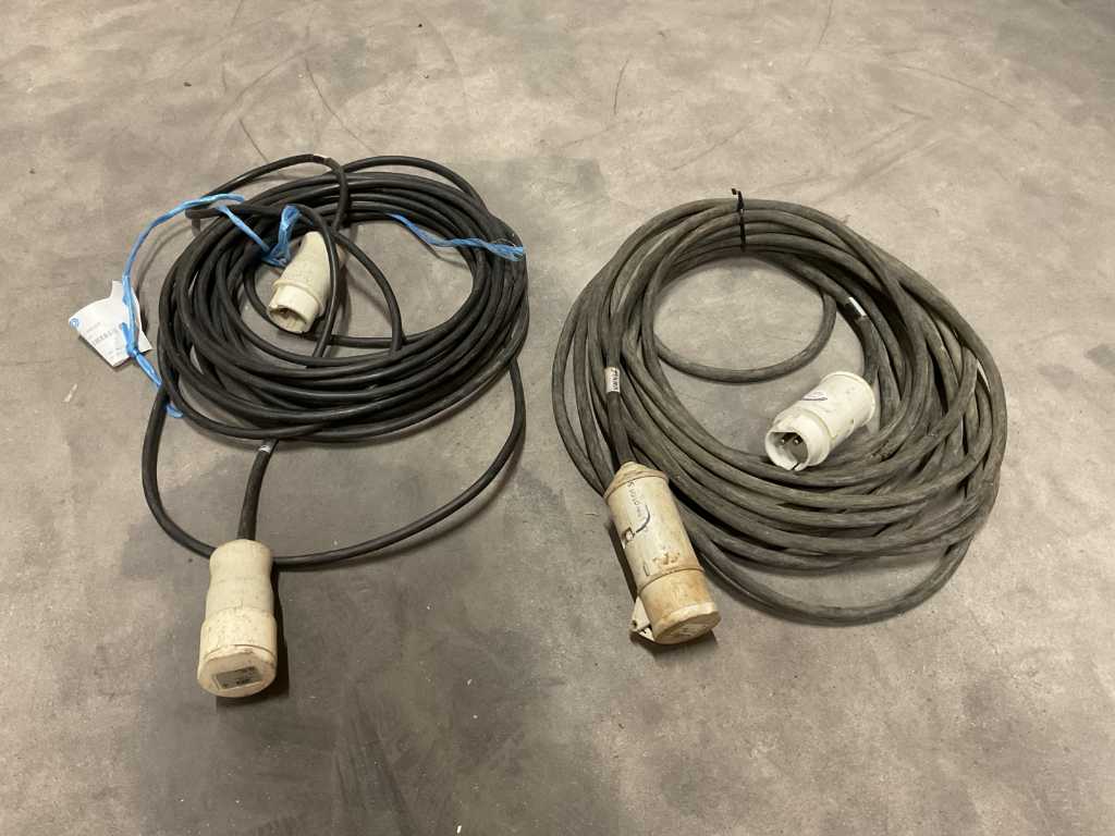 Extension cable (2x)