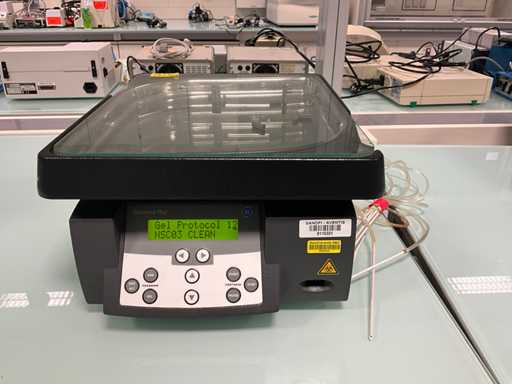 GE HEALTCARE PROCESSOR PLUS Gel-Färbemaschine