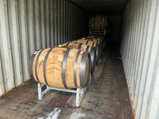 Single Grain Whisky (6 barrels, 1,203 liters, aged for 8 years)