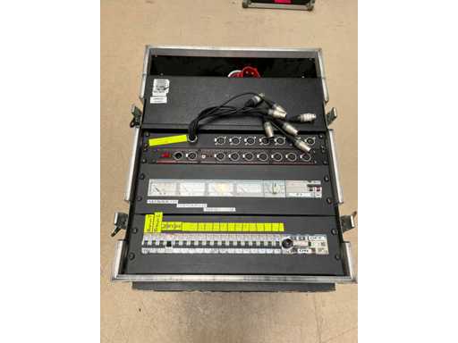 63 A Distri Module met MA DMX splitter en ULTRA DMX patch - Andere kabels