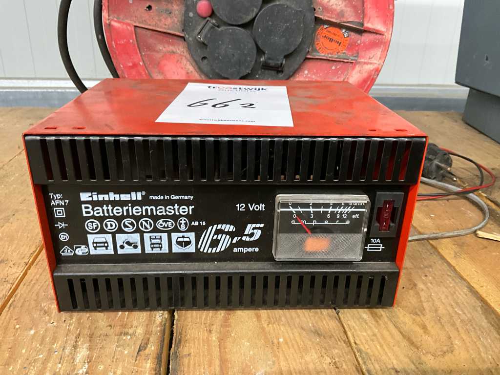 Einhell battery charger online 12v