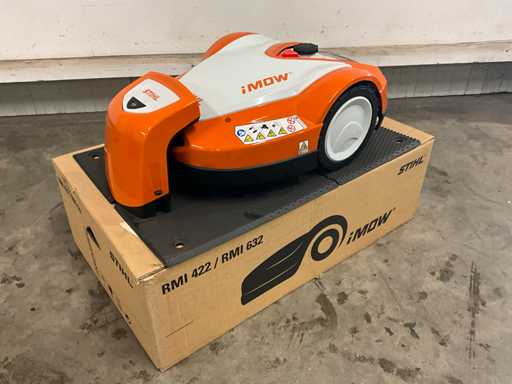 Ma?in? de tuns iarba robotizat? Stihl RMI 632 2022